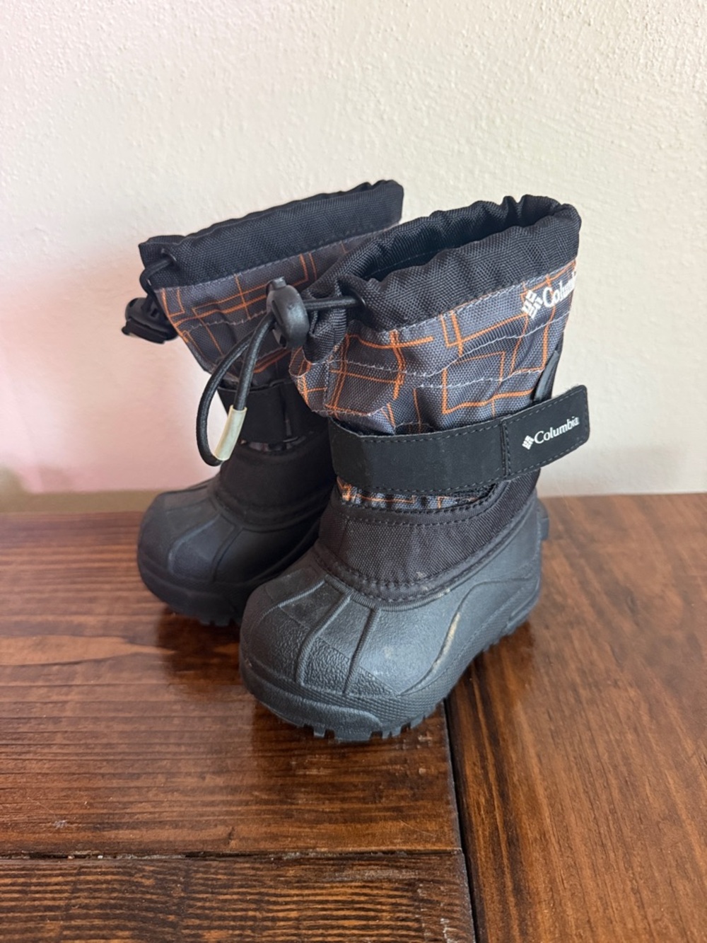 Columbia Black and Orange Toddler Winter Boots